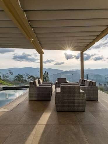 854c8b78-dfad-47-acJ7t